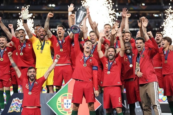 葡萄牙小组第三欧洲杯冠军